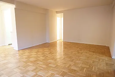 Rented by Manhattan Apartment Organization