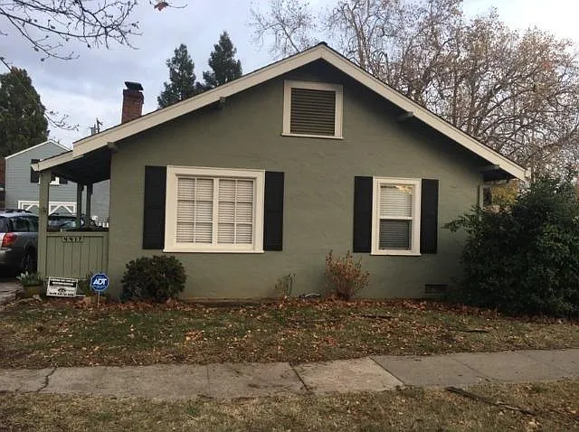 4417 54th St photo 1