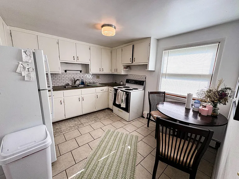 1289 Ellis Hollow Rd #3 — Photo 2
