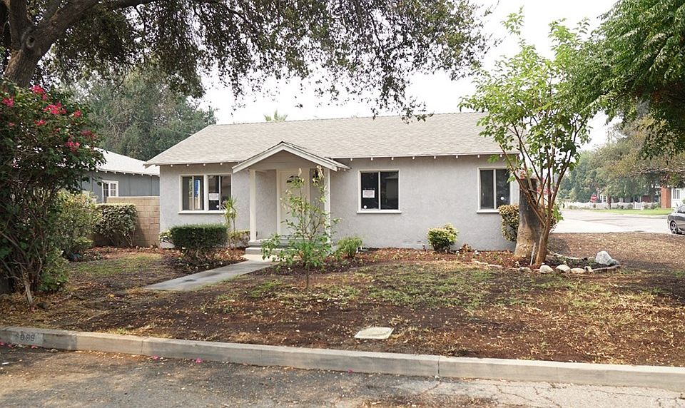 1st image of 3096 Acacia Ave