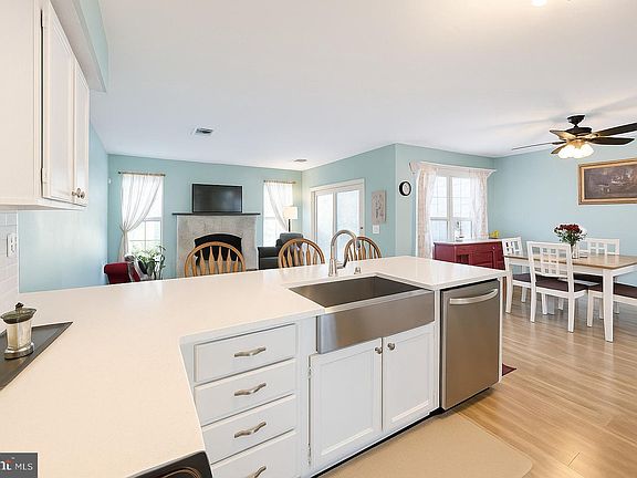 5th image of 1613 Countryside Ln