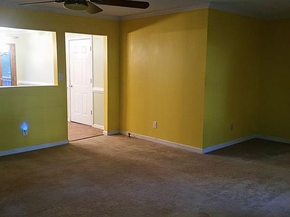 2nd image of 4735 Matthews Park Dr
