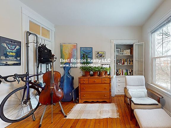 5th image of 125 Hampshire St APT 6