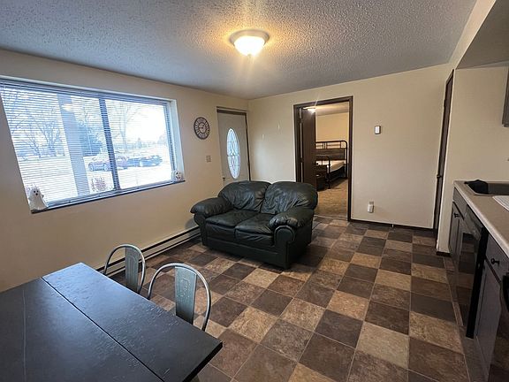 2nd image of 2202 4th Ave N #5