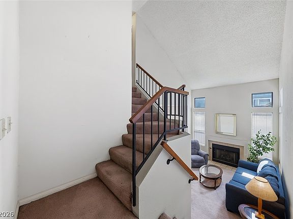 4th image of 4987 Strauss Dr