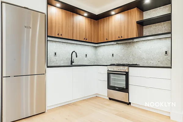 Rented by Nooklyn NYC LLC | media 29