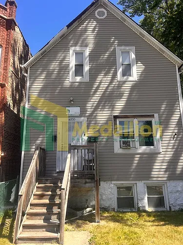 4700 W Monroe St #2 Photo 1