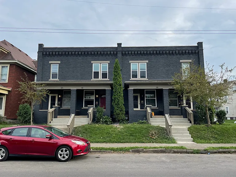 57 E Maynard Ave — Photo 1