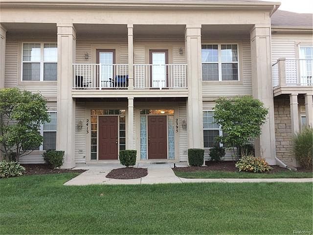 1st image of 2395 Knollwood Dr #118