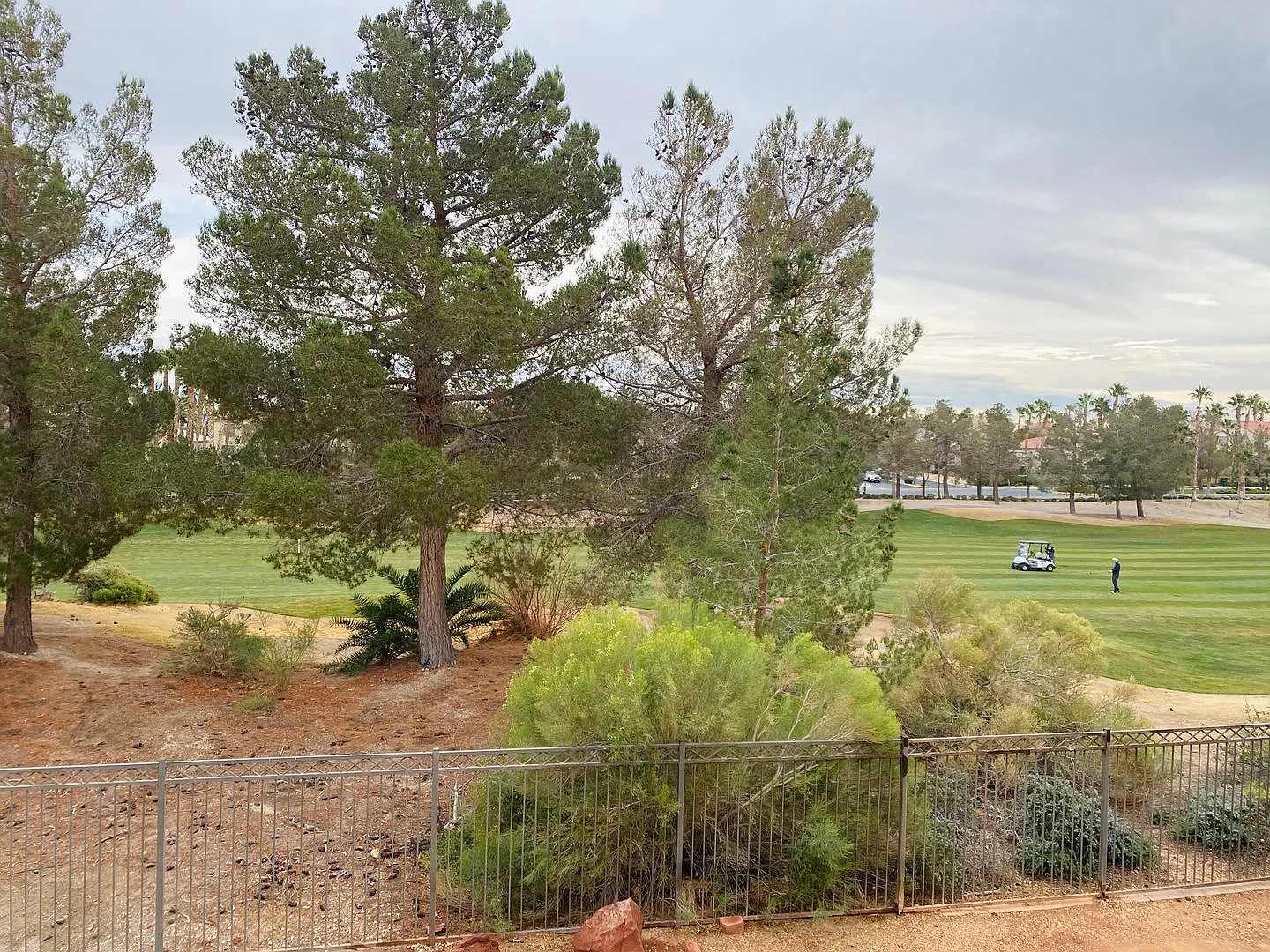 5 Bdr House In Rhodes Ranch W/ Golf Course View!! — Photo 3