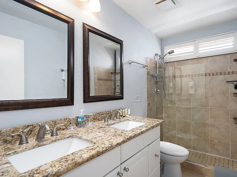 7618 N Via De La Campana — Photo 15