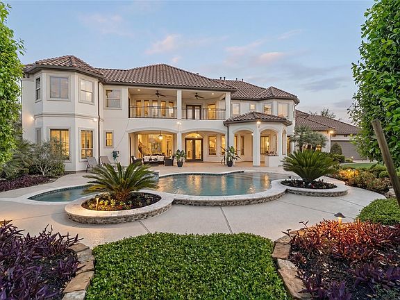 3rd image of 82 Manor Lake Estates Cir