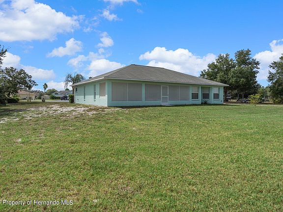 2nd image of 8391 Beachwood Ct