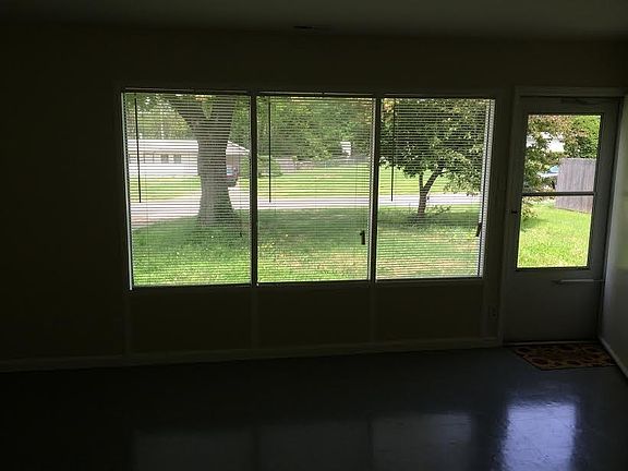 4th image of 5802 Alanadale Dr