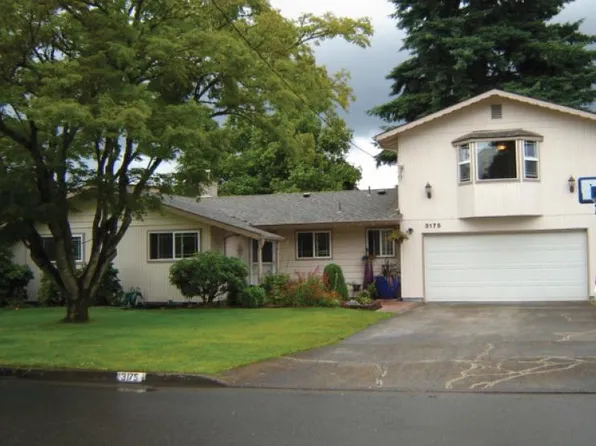 3175 Stark St, Eugene, OR 97404