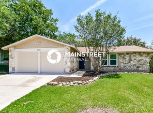 9550 New World Dr, San Antonio, TX 78239