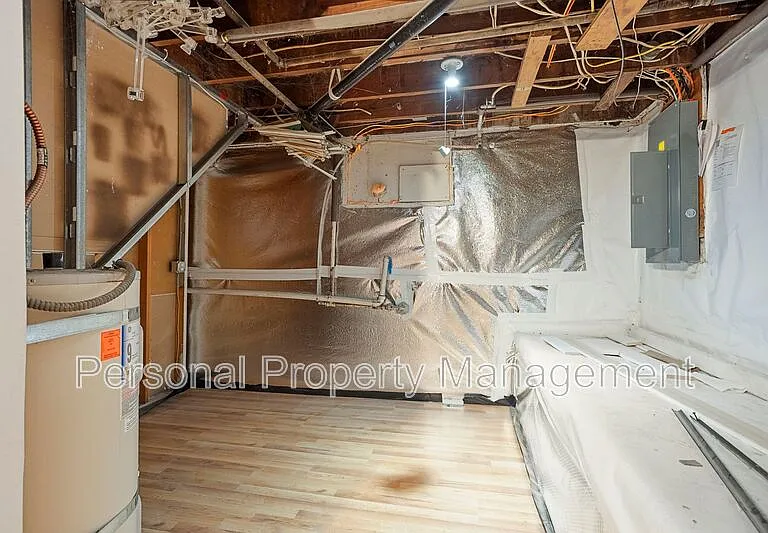 1346 NW Couch St — Photo 27