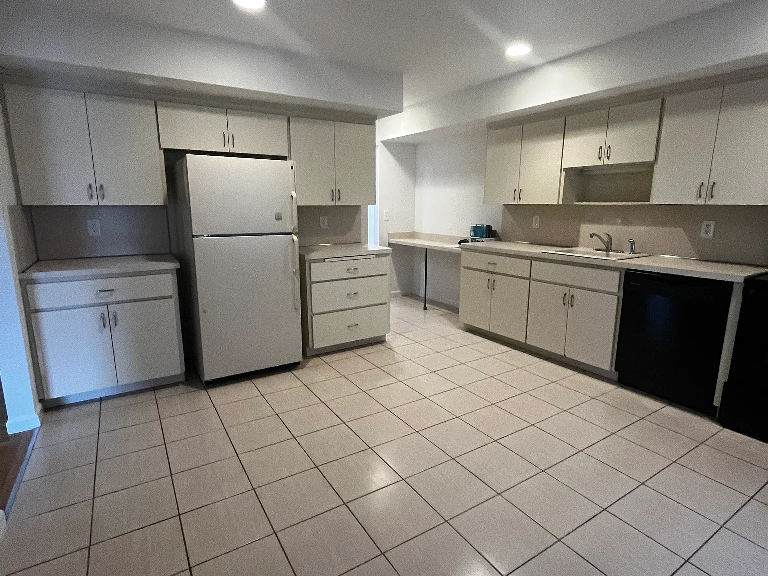 2 bed, 1550 sqft, $2,925 — Photo 3