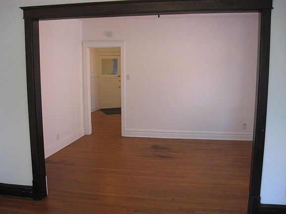 5th image of 4538 Shenandoah Ave APT 2F