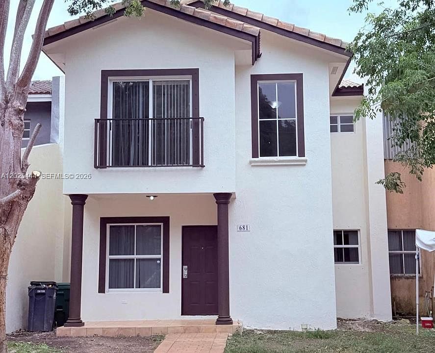 1st image of 681 SW 7th St #681