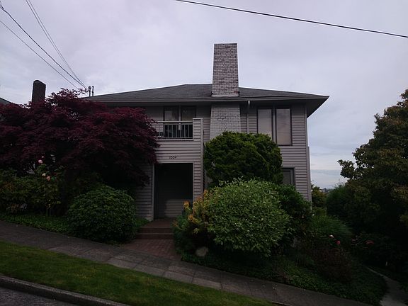 2nd image of 1004 Nob Hill Ave N