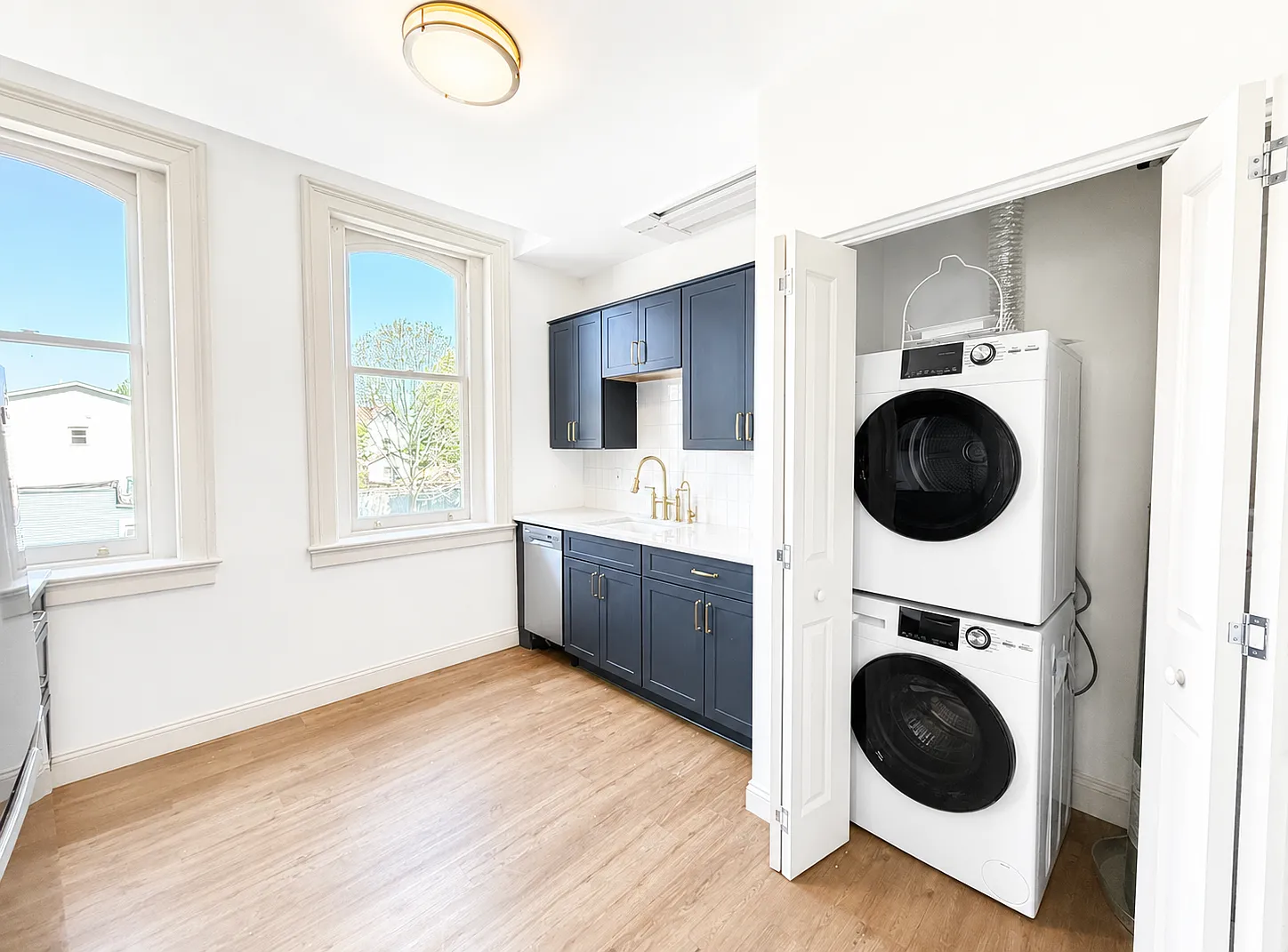 2 bed, 580 sqft, $1,650 — Photo 1
