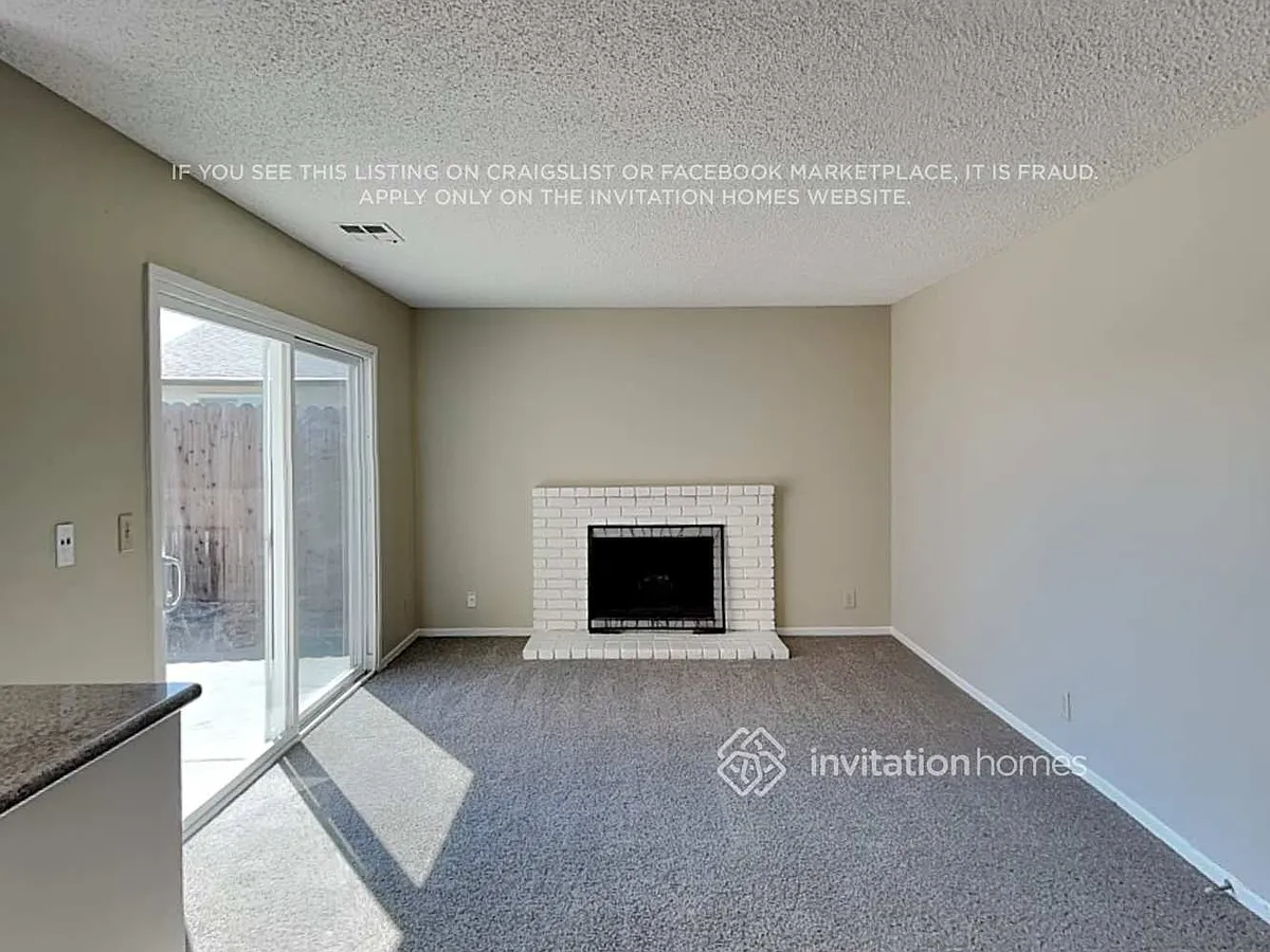 Building Photo - 3442 Chandler Cir