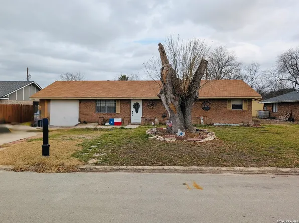 256 Glenbrook, New Braunfels, TX 78130