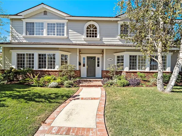 11361 Weatherby Rd, Los Alamitos, CA 90720