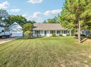 2604 High Cir, Claremore, OK 74017