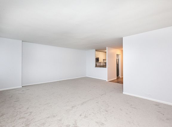 3rd image of 1560 N Sandburg Ter APT 4209