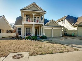 300 Creekview Dr, Anna, TX 75409
