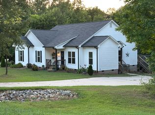 112 Honey Hill Ln, Greer, SC 29651