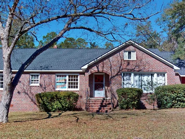 634 W Main St, Swainsboro, GA 30401