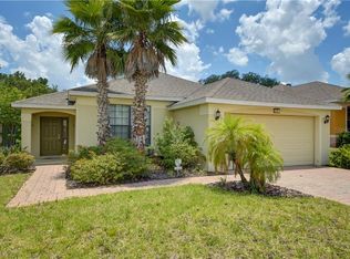 2215 Victoria Dr, Davenport, FL 33837