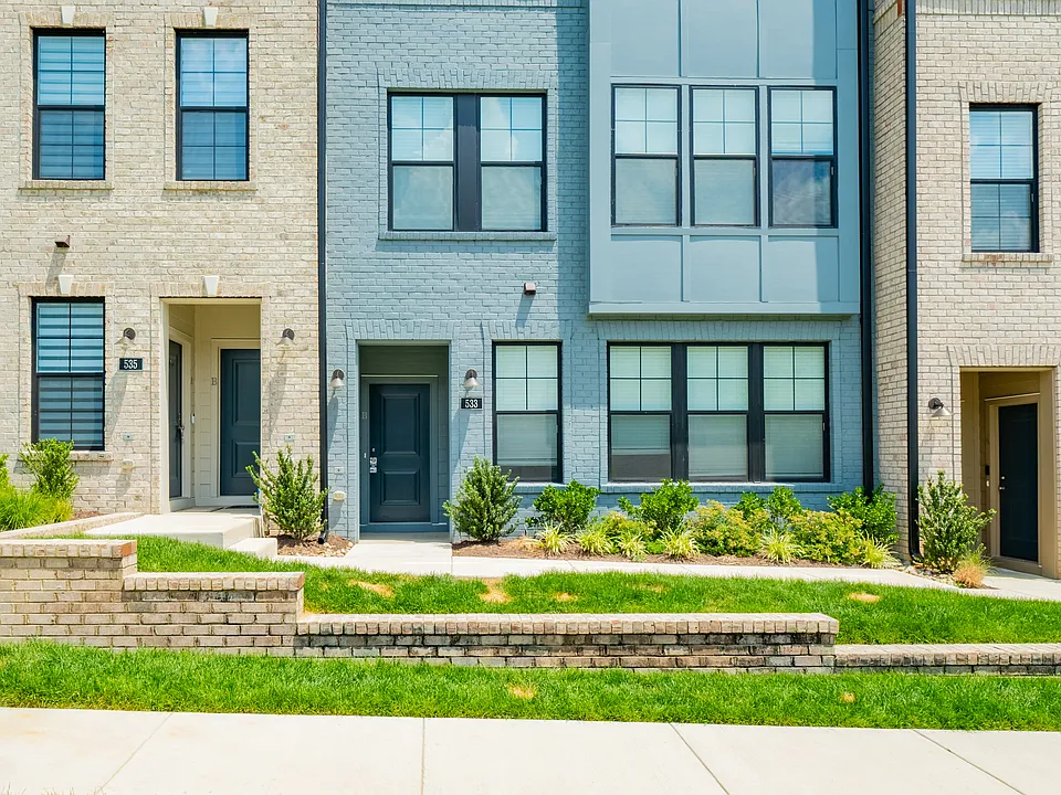 533 Munson Woods Walk #A