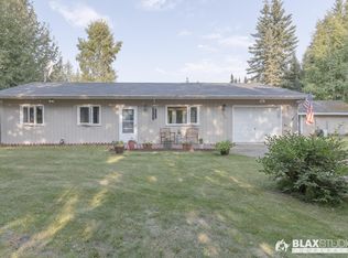 2922 Seavy Dr, North Pole, AK 99705