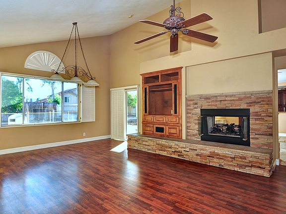 5th image of 23945 Corinth Dr