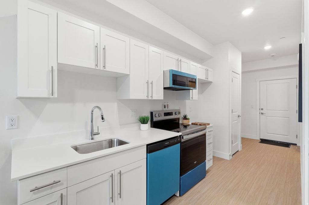 2085 N Main St #304, Clearfield, UT - View 5