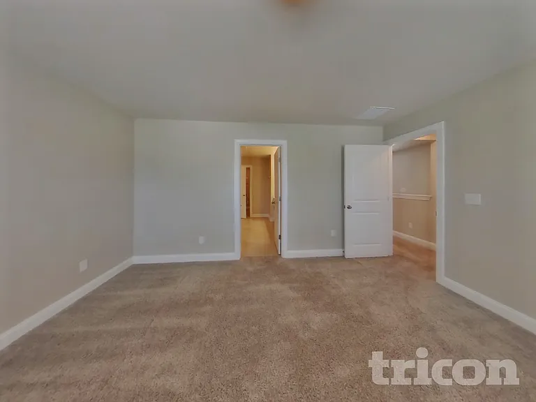 1331 Carriage Park Dr — Photo 6