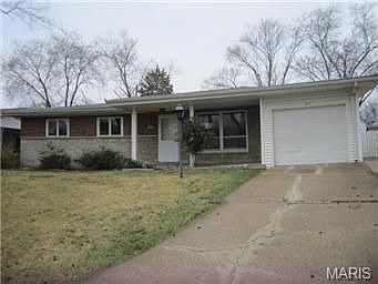 1st image of 425 Gerald Ave