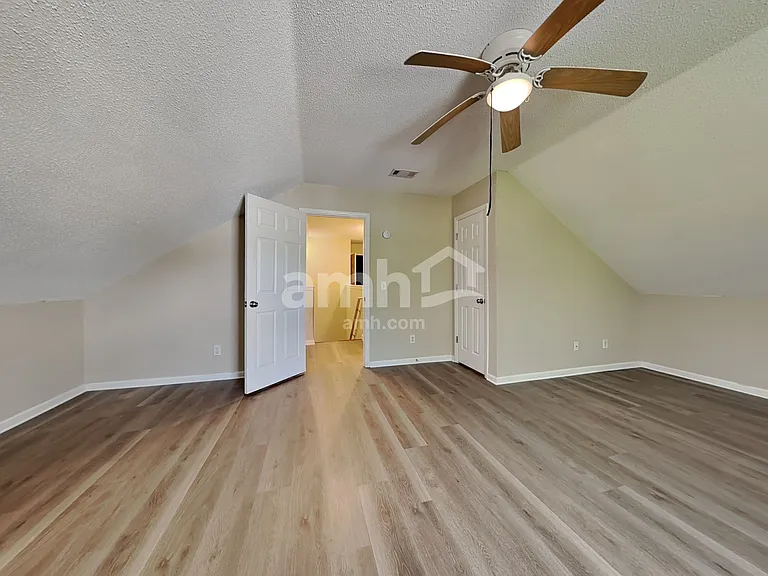 7 Holly Springs Cir — Photo 4