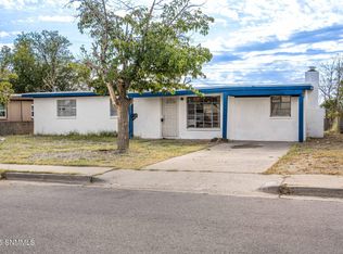 1424 Thomas Dr, Las Cruces, NM 88001