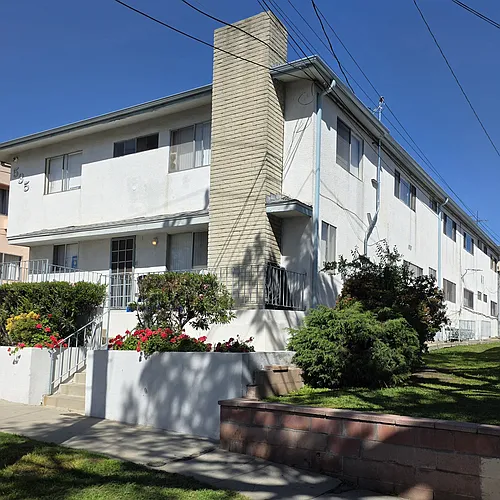535 E Hazel St #4 Photo 1