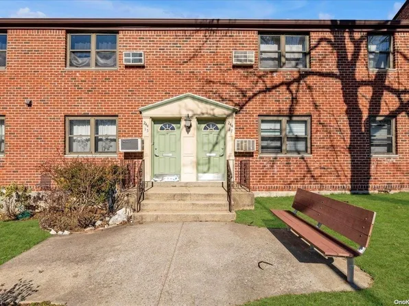 244-17 57th Drive #Lower, Douglaston, NY 11362
