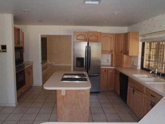 4th image of 8710 NW 18th St