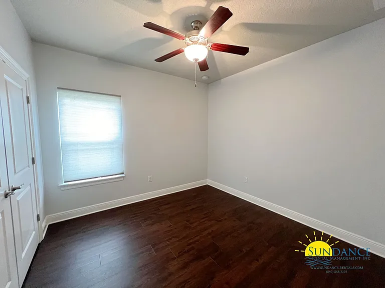 2253 Andorra St — Photo 6