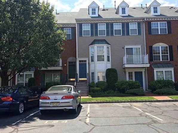 31 Cypress St