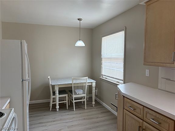 5th image of 13921 Oakview Blvd