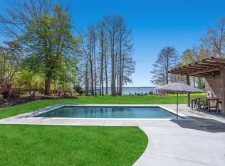 1129 Duboise Dr, Summerton, SC 29148